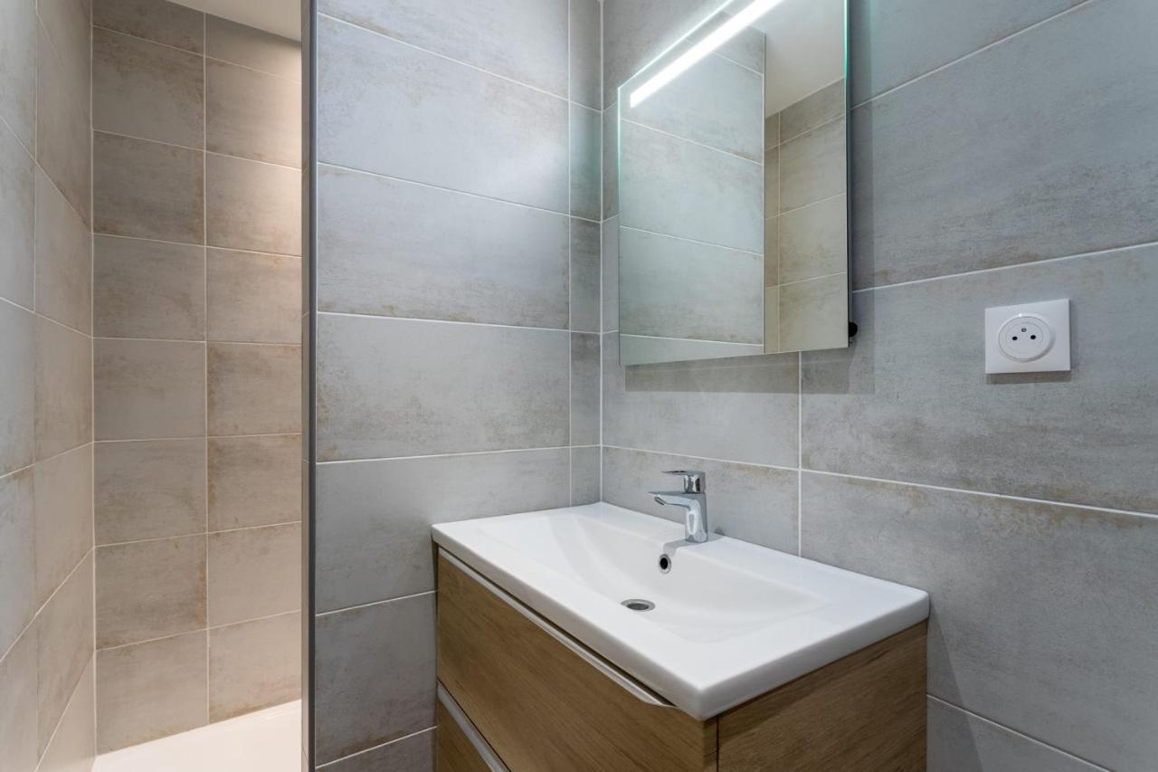 Luxurious 1 Bedroom, Ac, Terrace, Close Beaches - Dodo Et Tartine Carqueiranne Luaran gambar
